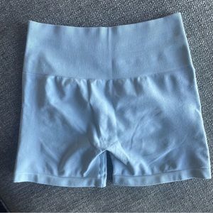 SOLD!!💙ALPHALETE AMPLIFY SHORTS💙